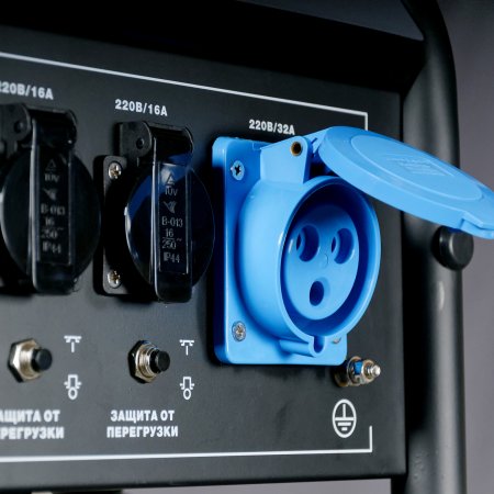 Бензиновый генератор FUBAG BS 6600 A ES с электростартером и коннектором автоматики в Санкт-Петербурге фото