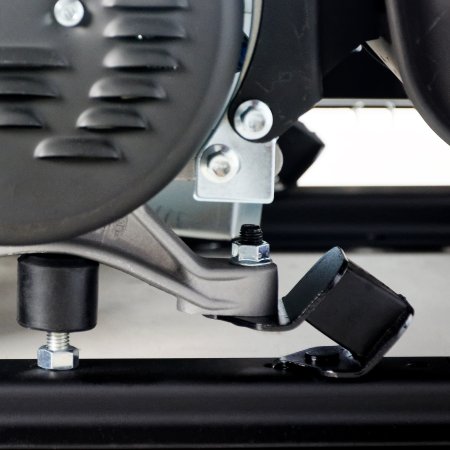 Бензиновый генератор с электростартером и коннектором автоматики FUBAG BS 7500 A ES в Санкт-Петербурге фото